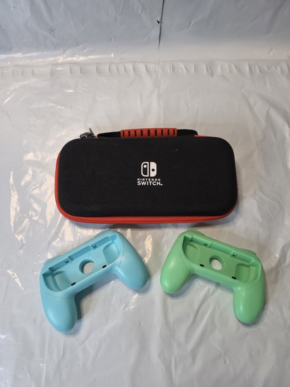 Joy-Con Controllers Hand Grips for Nintendo Switch & Soft Case Left & Right